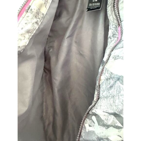 Gerry Girls Puffer Jacket - Size S 7/8 - Camo Print with Pink Accents - Picture 5 of 10